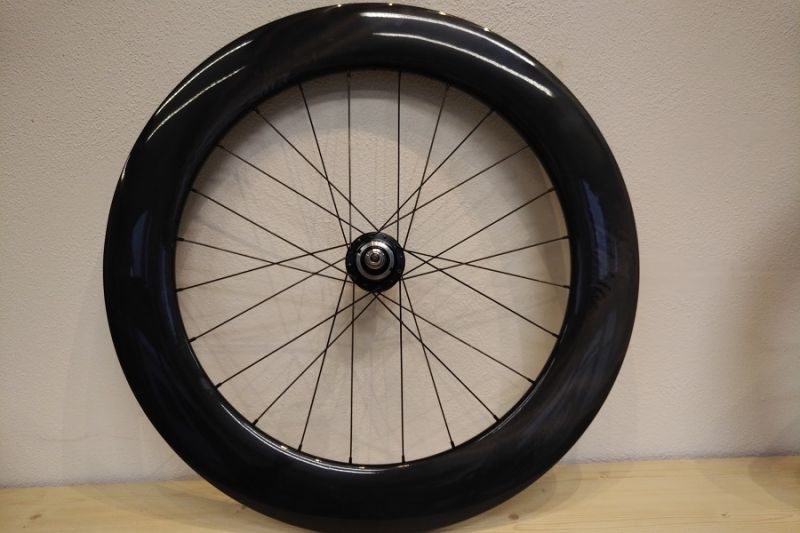 Zapletená kola MF 80